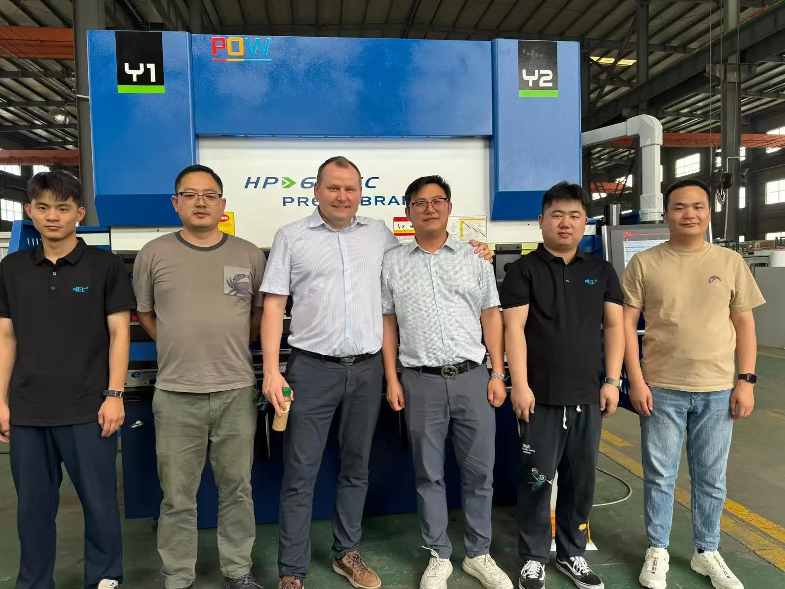 Welcome European customers to visit the factory