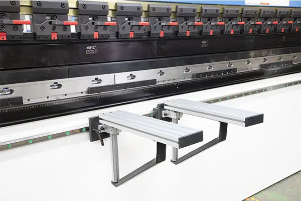 Linear guide front support